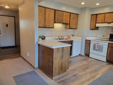 6279 Braiden Ct unit 10B, Columbus, OH 43213 - photo 6