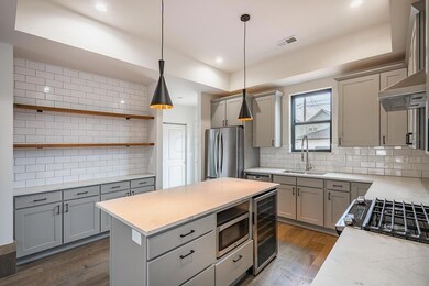 1415_N_4th_Lykens_Companies_DSC09858-HDR