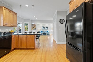 53 Pine St, Mansfield, MA 02048 - photo 5