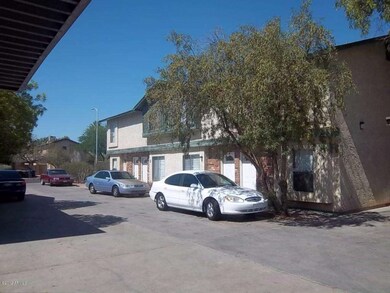 1431 E Knoll 2