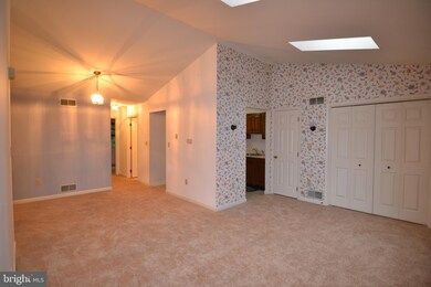 10 Maplewood Ave unit 3B, Mohnton, PA 19540 - photo 4
