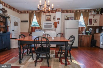 624 S 4th St, Newport, PA 17074 - photo 7