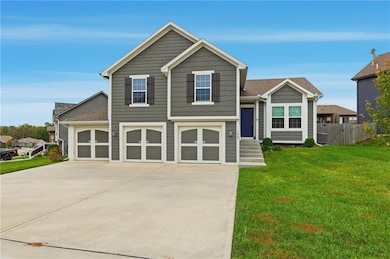 1043 E 14th St, Kearney, MO 64060 - photo 2