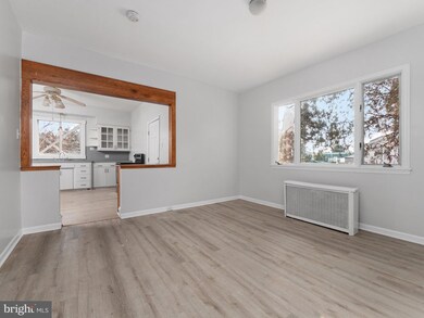 3743 Birney Ave unit 1ST FLOOR UNIT, Moosic, PA 18507 - photo 6