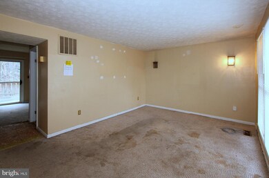 2130 Commissary Cir, Odenton, MD 21113 - photo 5