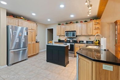 129 E Saylor Ave, Wilkes Barre, PA 18702 - photo 4