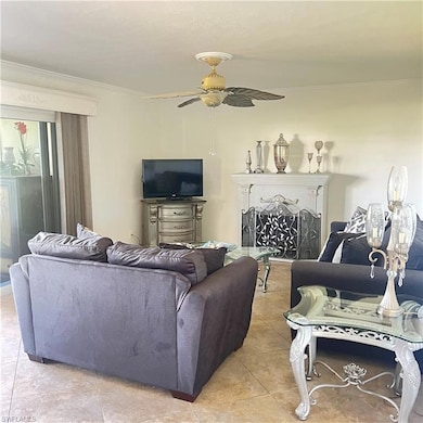 197 Harrison Rd unit 3, Naples, FL 34112 - photo 4