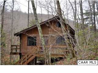 Lovingly maintained and fully furnished you can be