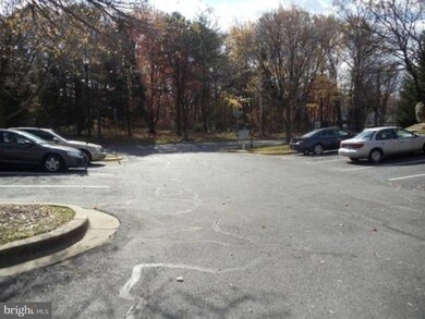 7212 Lost Spring Ct, Lanham, MD 20706 - photo 4