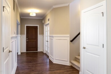 Foyer STG053-T3390-2
