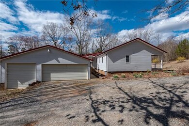 1591 Rosa Propes Dr, Conover, NC 28613 - photo 4