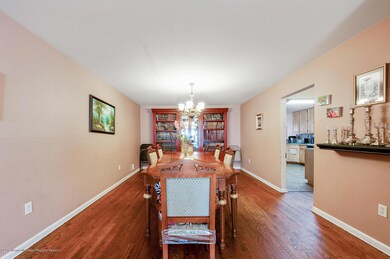 07_07Dining_Room_mls