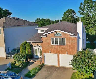 73 Dexter Ave, Staten Island, NY 10309 - photo 3