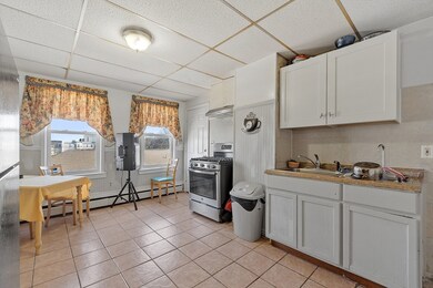 256-258A S Union St, Lawrence, MA 01843 - photo 5