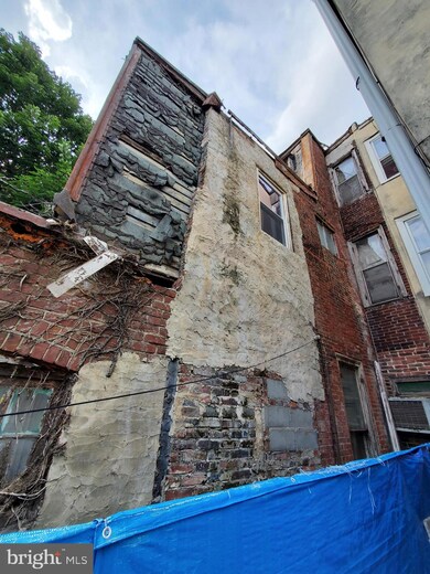 2324 Reed St, Philadelphia, PA 19146 - photo 4