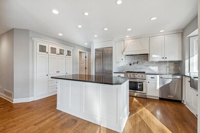 8440 Riverview Ln, Brooklyn Park, MN 55444 - photo 5