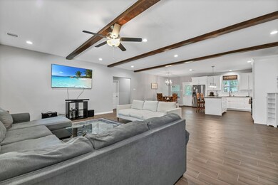 10950 N Woods, Cleveland, TX 77328 - photo 6