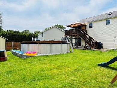 44 Mckay Ct, Warwick, RI 02889 - photo 4