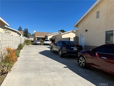 17548 Court St, Fontana, CA 92336 - photo 4