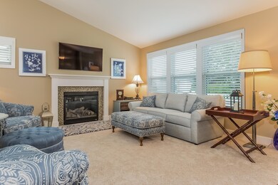 006-Living_Room-1990535-large