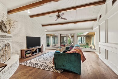 1307 Cliffwood Rd, Euless, TX 76040 - photo 3