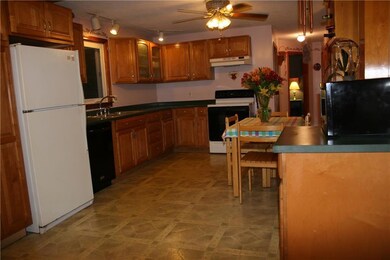 39 Franklin St, Saco, ME 04072 - photo 3