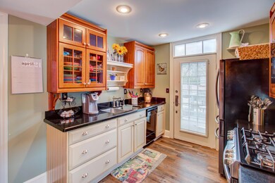 218 e 3rd kitchen 1