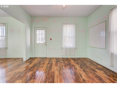 2727 E St, Washougal, WA 98671 - photo 5