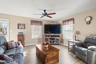 805 Tin Dor Way, Fairdale, KY 40118 - photo 4