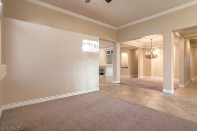 FORMAL LIVING