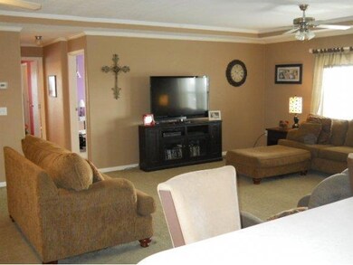 Lg Open Living Area