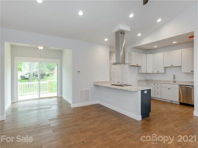 1902 Howard Gap Rd, Hendersonville, NC 28792 - photo 6