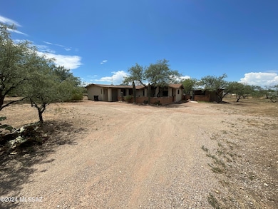 13810 E Candace Ln, Vail, AZ 85641 - photo 2