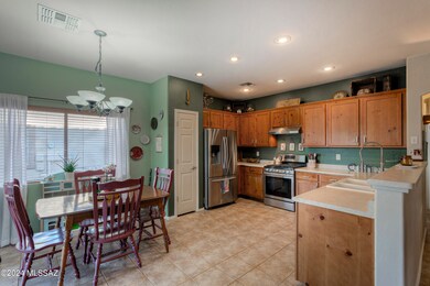 Dining/Kitchen