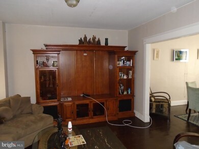 1543 Montpelier St, Baltimore, MD 21218 - photo 4