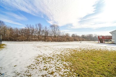 1360 Creekside Dr, Crown Point, IN 46307 - photo 3