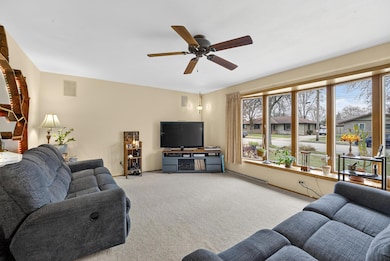 2205 Welhouse Dr, Kaukauna, WI 54130 - photo 3