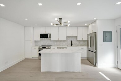 840 SE 22nd Ave unit 4, Pompano Beach, FL 33062 - photo 4