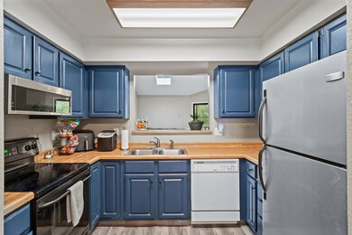 453 Foxfire Dr unit 54D, Columbia, MO 65201 - photo 7