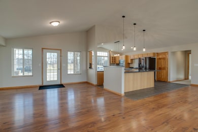 2262 Edgewood Dr, Detroit Lakes, MN 56501 - photo 3