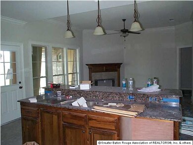 3 pendant lights over breakfast bar