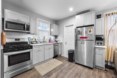 14 W 19th St unit 3, Bayonne, NJ 07002 - photo 5
