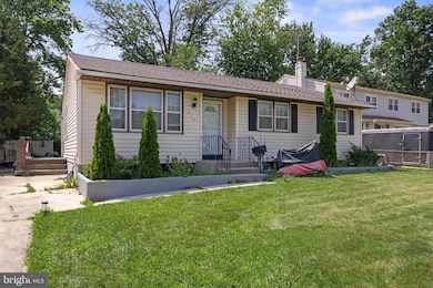 518 Carver Ct, Lawnside, NJ 08045 - photo 2