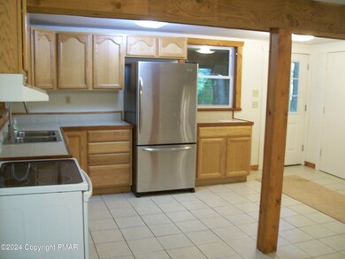 5239 Goldenrod Ave, Gouldsboro, PA 18424 - photo 5