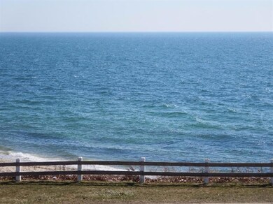 2 Quinapoxet Ave unit B, Falmouth, MA 02540 - photo 3