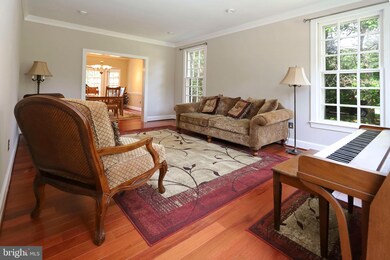 11272 Center Harbor Rd, Reston, VA 20194 - photo 4