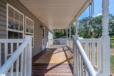 709 Hunts Bridge Rd, Easley, SC 29640 - photo 4