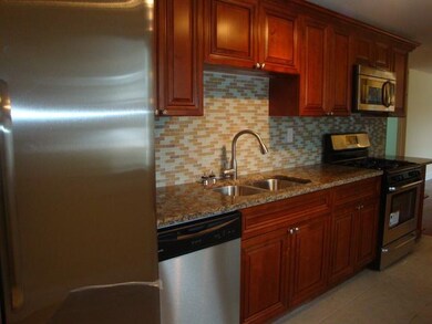 129 Toro Cir, Carpentersville, IL 60110 - photo 3