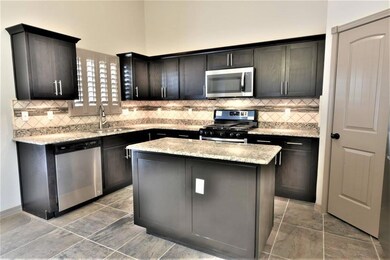 960 Penrith St, El Paso, TX 79928 - photo 2