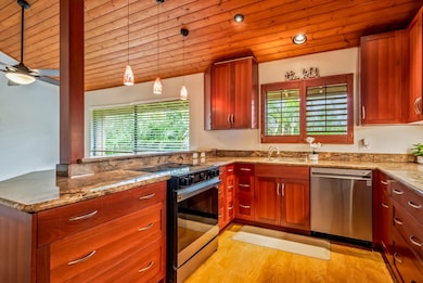 15 Kulanihakoi St unit 17E, Kihei, HI 96753 - photo 7